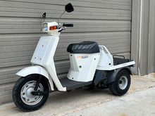 Load image into Gallery viewer, 2005 Honda Gyro Up (003917)
