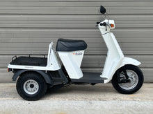 Load image into Gallery viewer, 2005 Honda Gyro Up (003917)
